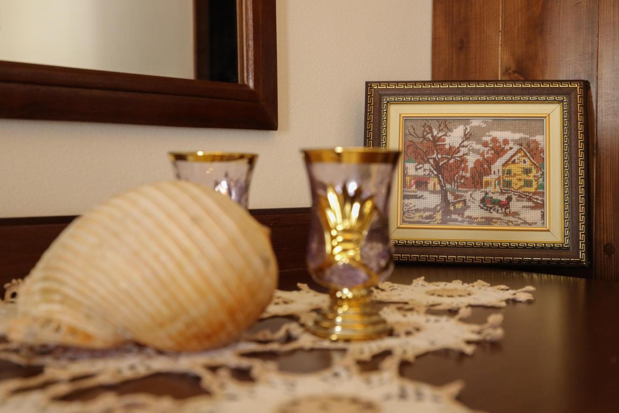The House Of Dollma , Inside Kruja Castle Hotel Eksteriør billede