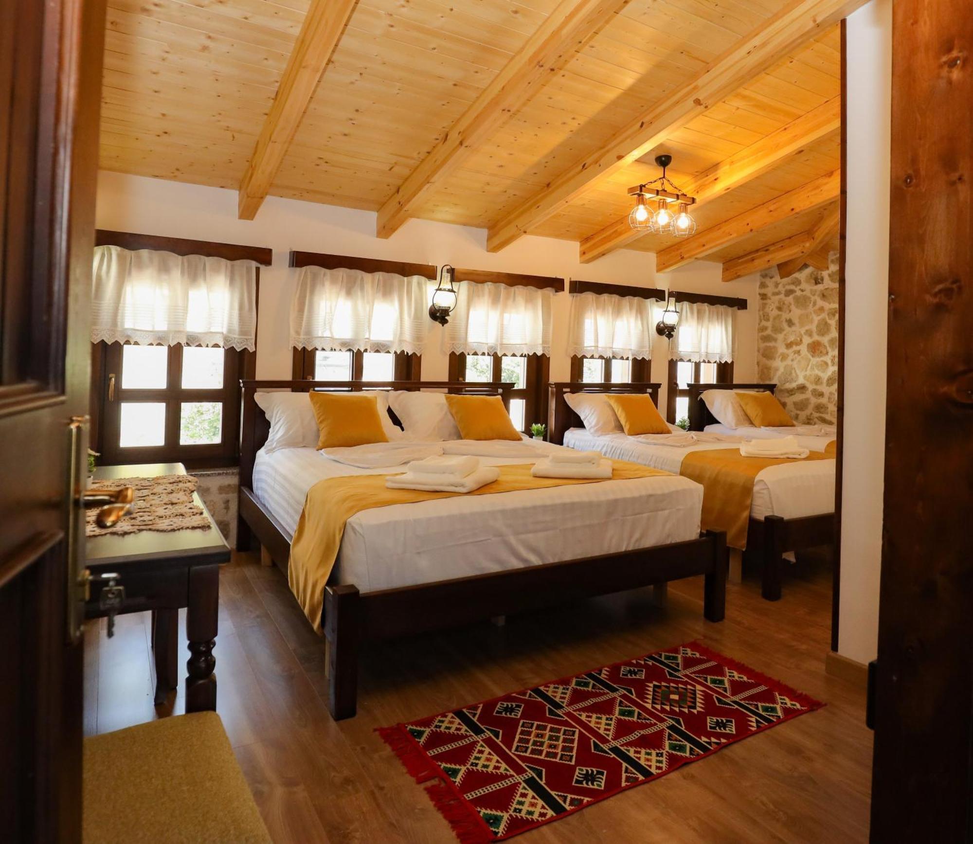 The House Of Dollma , Inside Kruja Castle Hotel Eksteriør billede